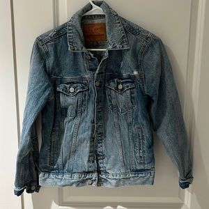 Lucky brand denim jacket with distressed details (chest and sleeve)